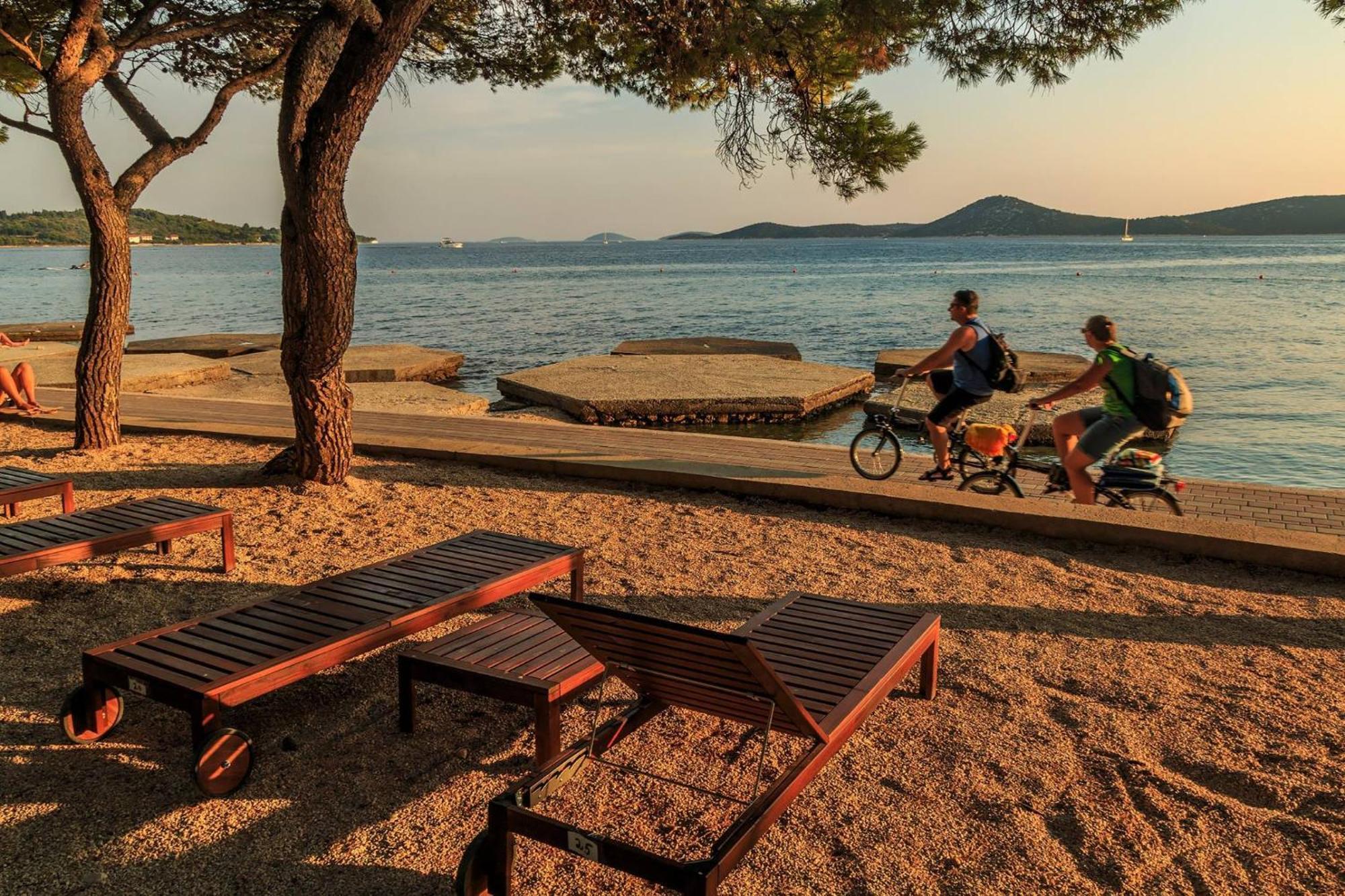 Apartments And Rooms Bozena Vodice Exterior photo